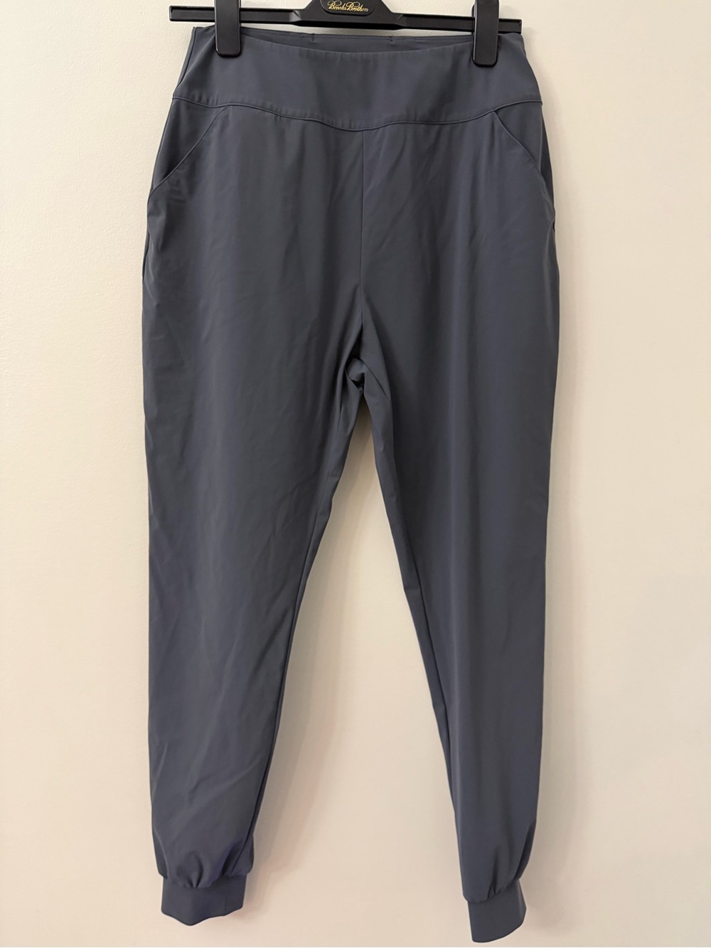 Peter Millar Women’s Medium Performance Jogger Pants Gray Stretch Athletic golf